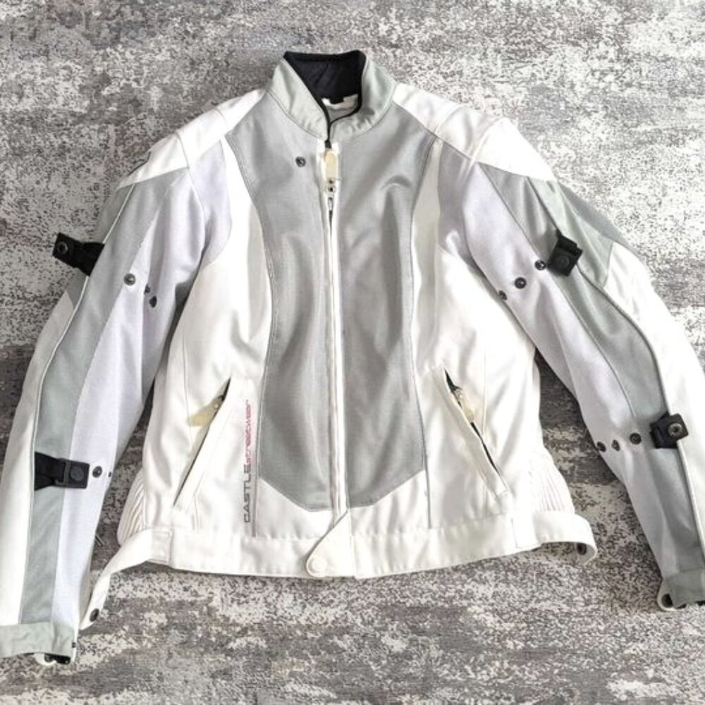 Women Castle Ski Coat. Size 8.